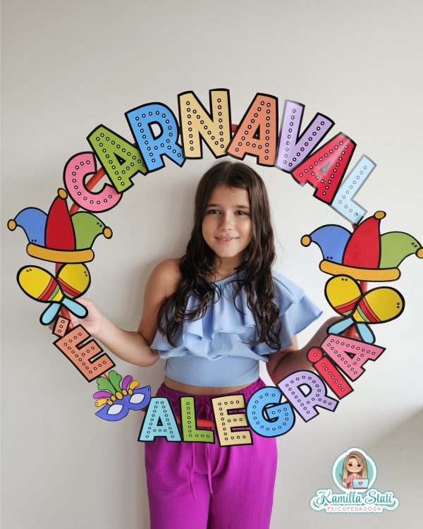 Bambolê para foto: Carnaval é alegria