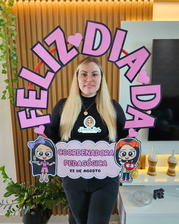 Bambolê para foto dia da coordenadora pedagógica