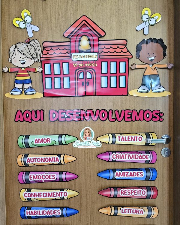 Decoração de porta: dia da escola - Imagem 2