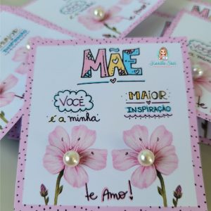 Cartãozinho: brinco na flor